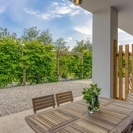 Vila Lisjak - Apartments Podčetrtek Exterior foto