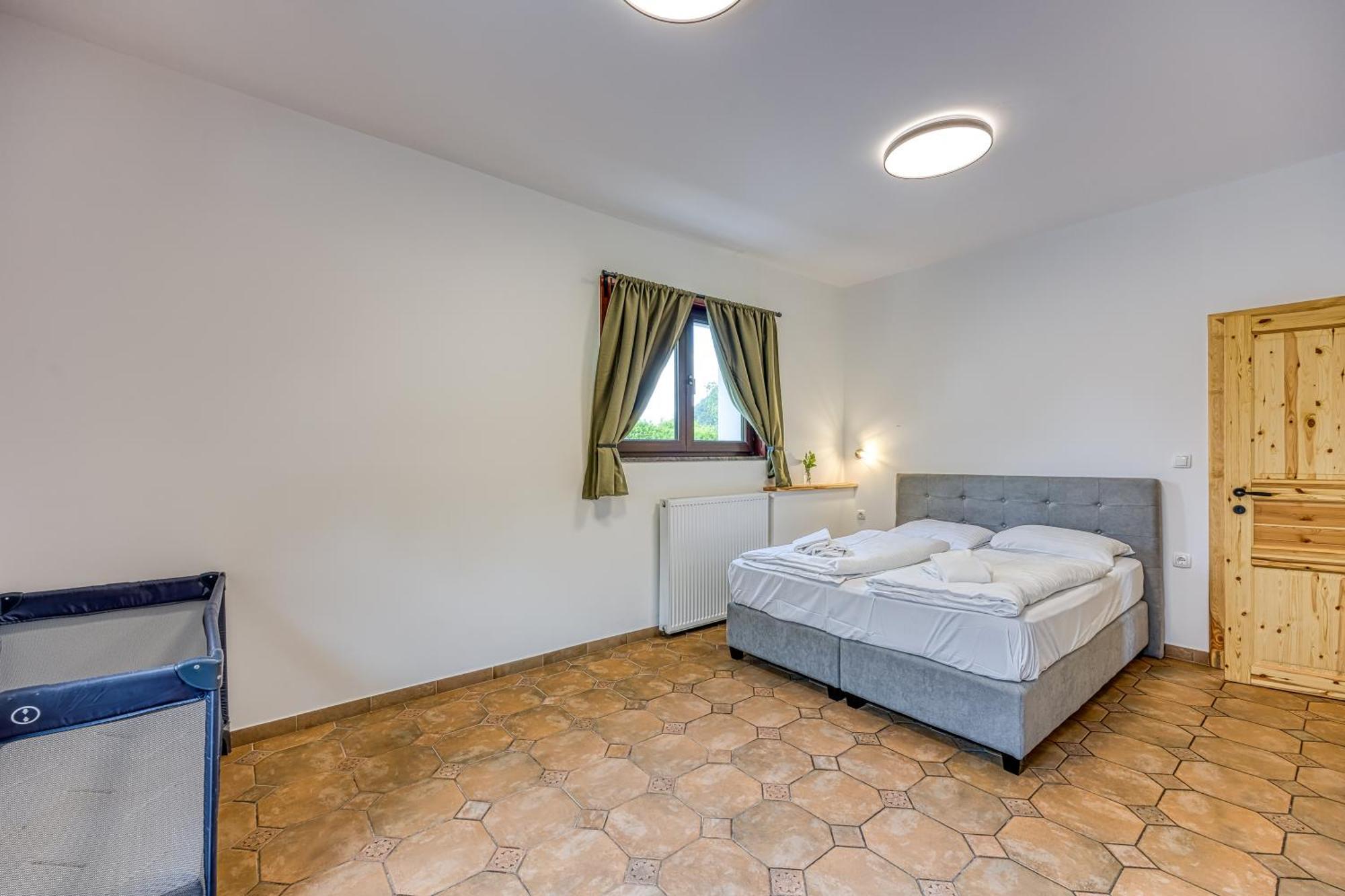 Lisjak - Apartment *