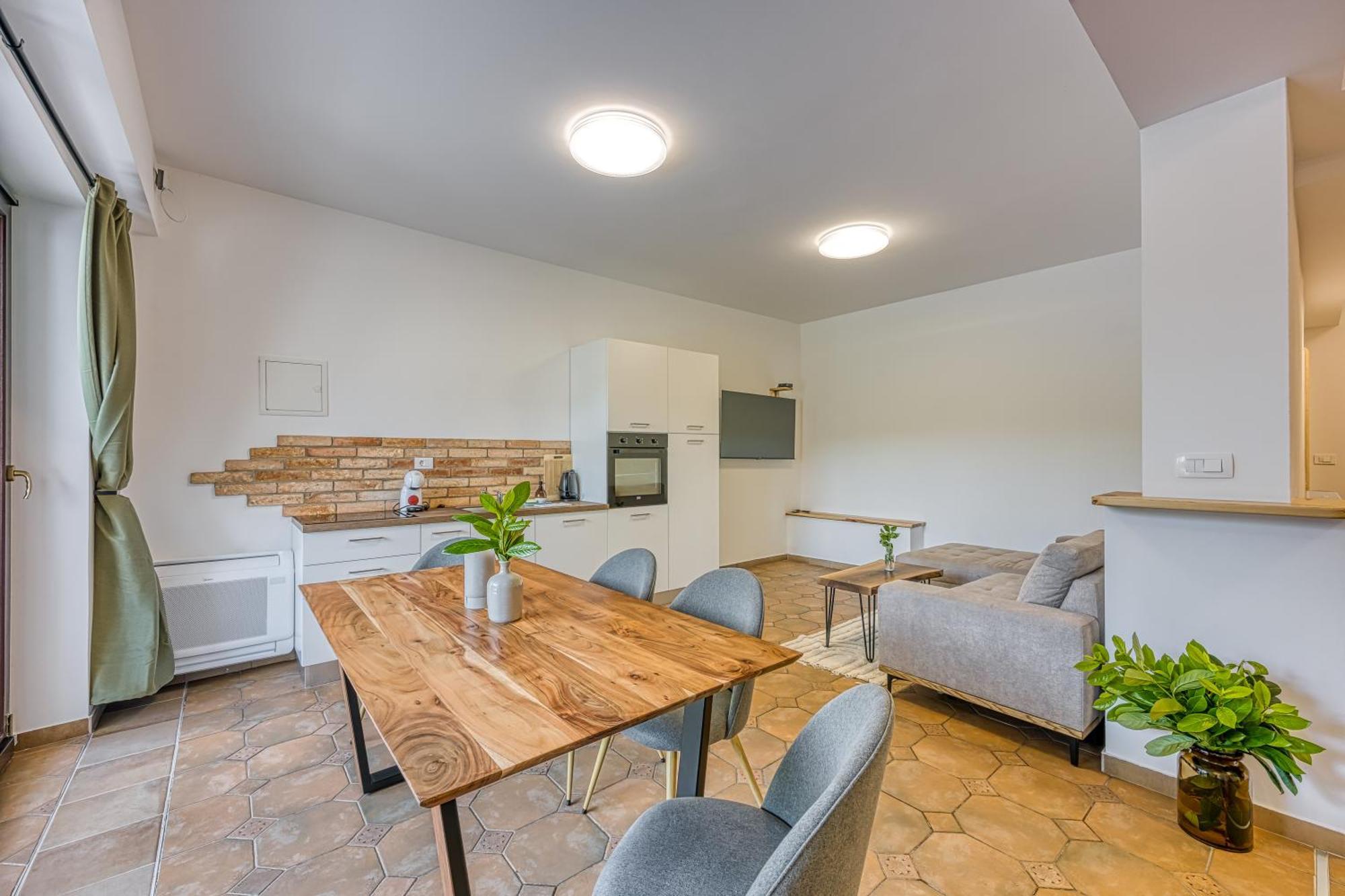 Apartment Lisjak - *